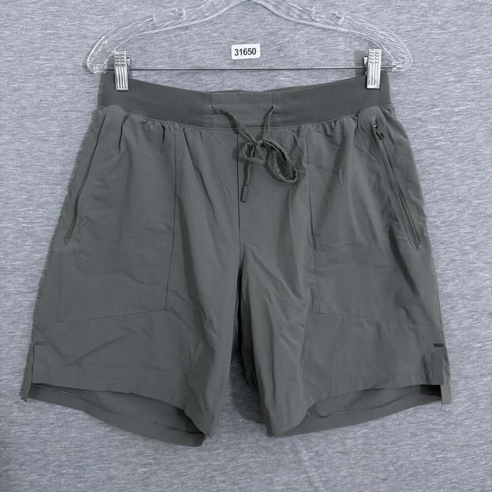 Lululemon Men’s Medium Gray License To Train 7" Inseam Activewear Shorts